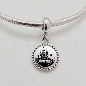 Pandora New York City Travel Dangle Charm